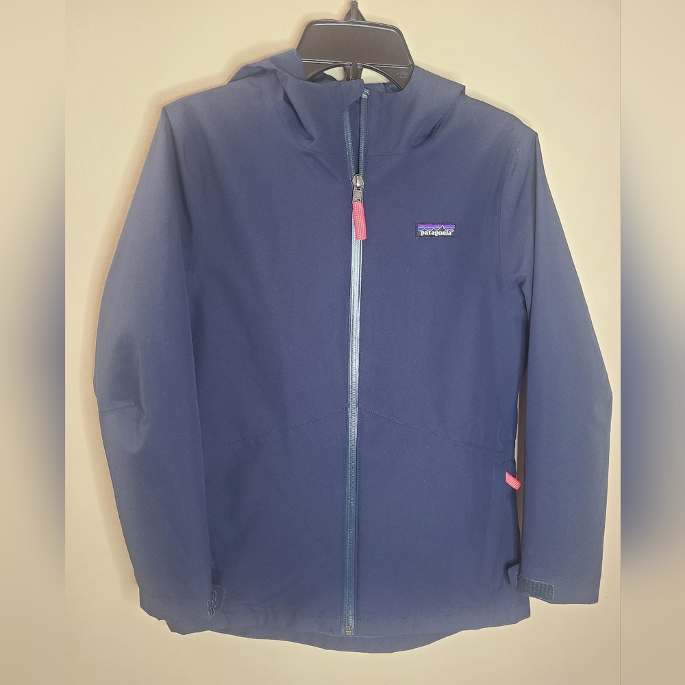 Patagonia Rain Jacket Kids size M 10